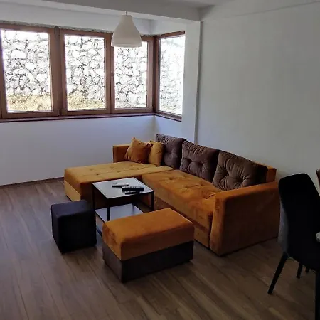 מוורובו Mickey'S Apartments מראה חיצוני תמונה