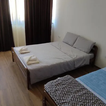 מוורובו Mickey'S Apartments מראה חיצוני תמונה