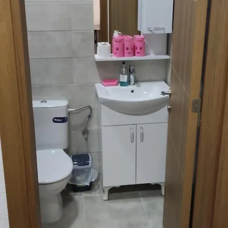מוורובו Mickey'S Apartments מראה חיצוני תמונה